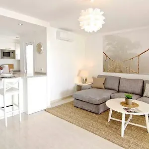 Ground Floor With Private Garden, Charcos Apartamento Costa Teguise